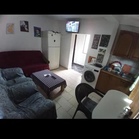 Appartamento Private In House 17 Tirana