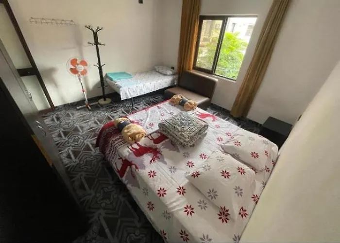 Private In House 17