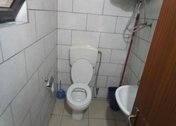 Private In House 17 Tirana